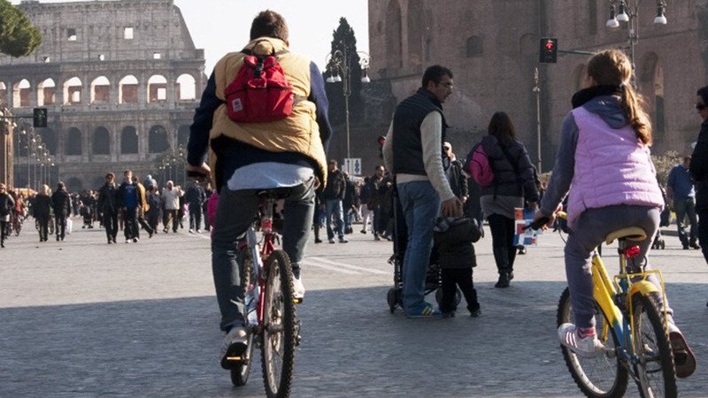 Roma: blocco del traffico domenica 16 marzo