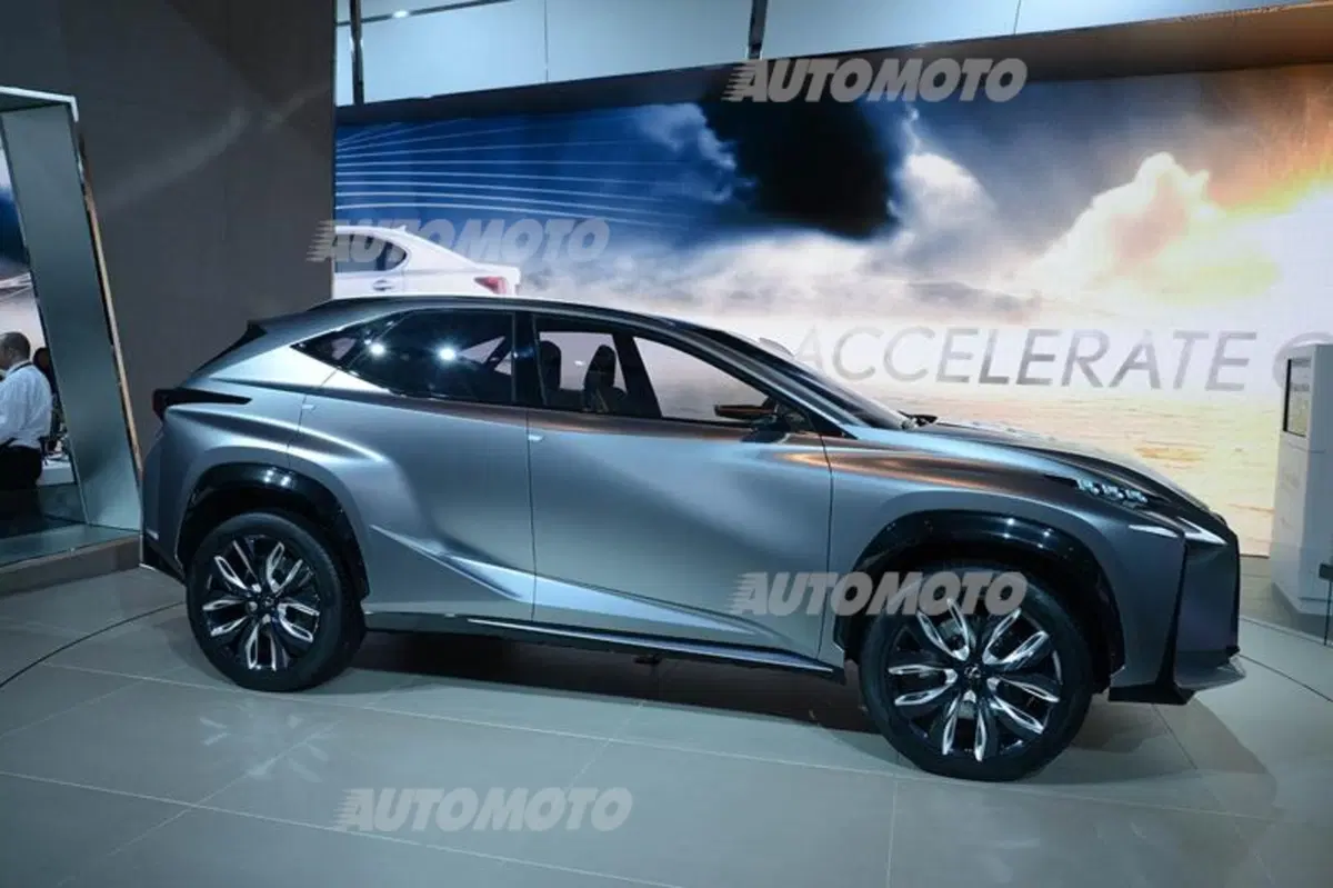 Lexus al Salone di Detroit 2014 (17)