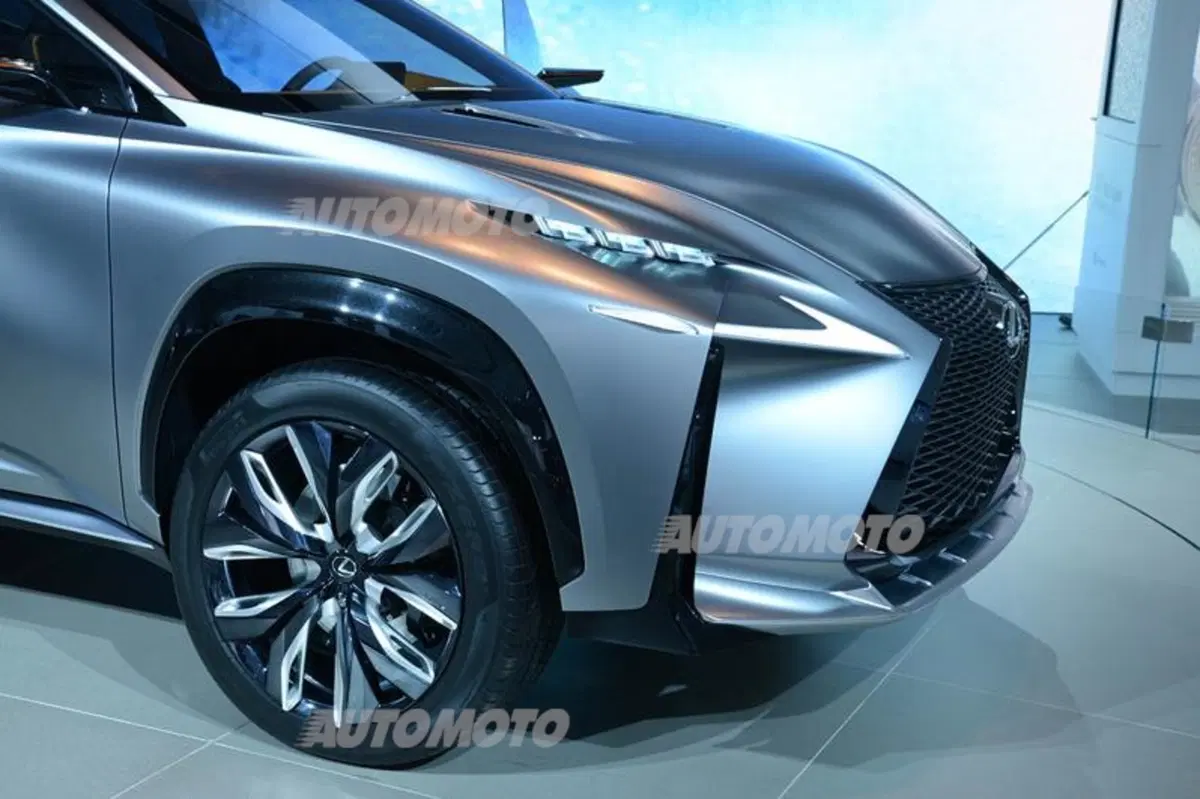 Lexus al Salone di Detroit 2014 (21)