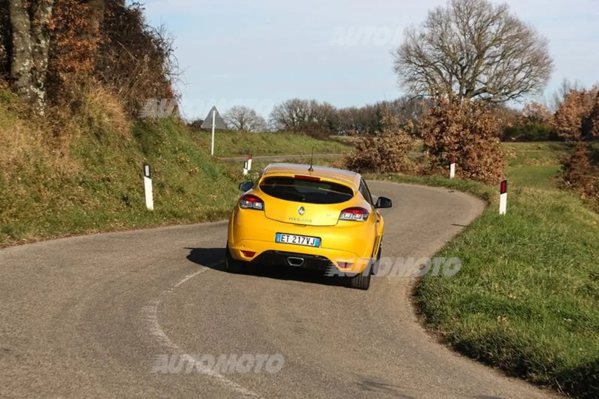 Renault Mégane 1.2 TCe 130 CV (8)