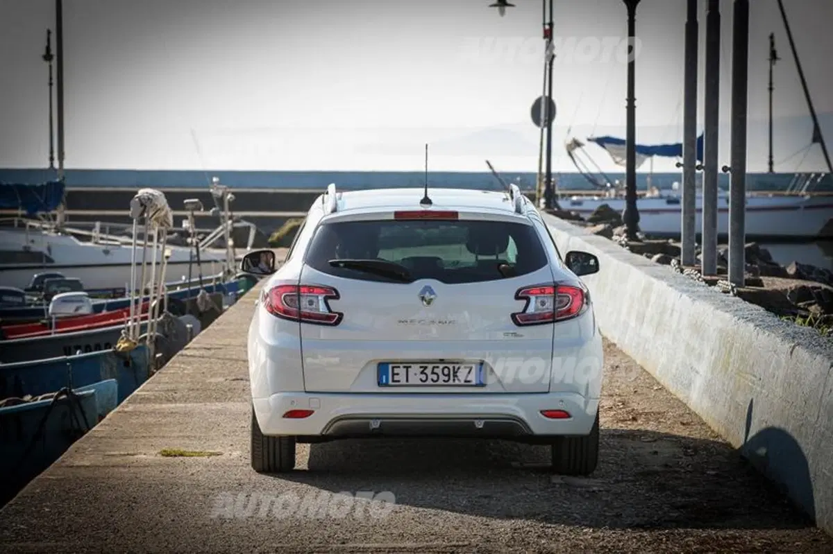 Renault Mégane 1.2 TCe 130 CV (32)