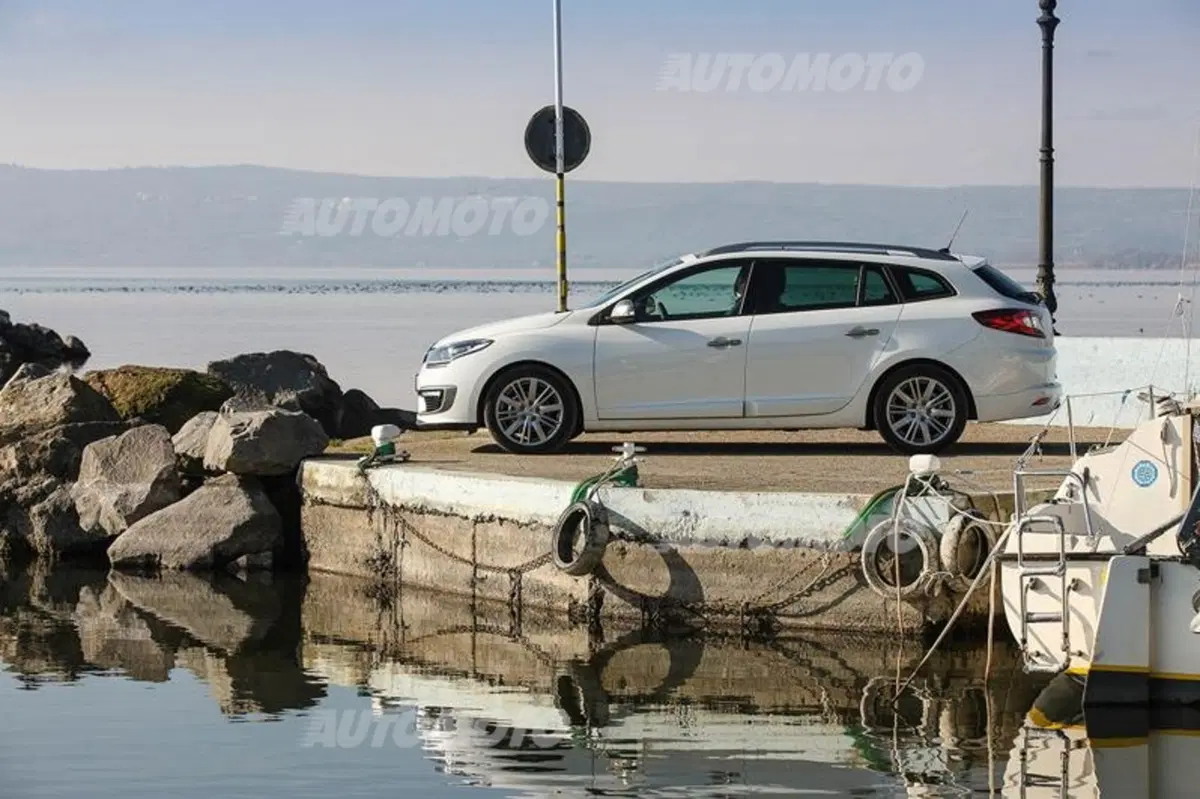 Renault Mégane 1.2 TCe 130 CV (35)