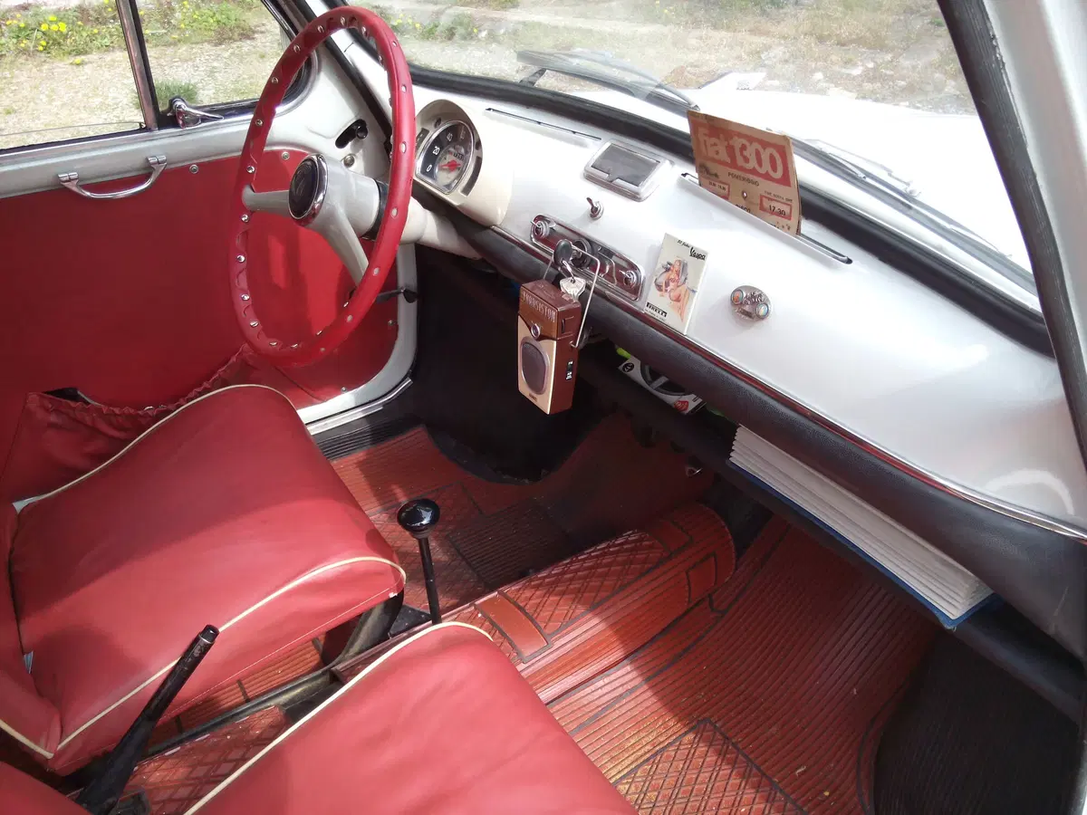 Epoca auto e personaggi. Ecco la mitica Fiat 600d (13)
