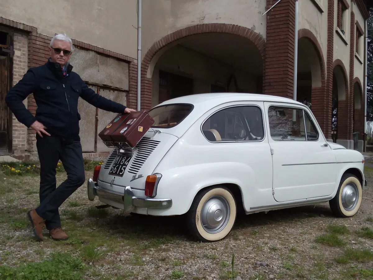 Epoca auto e personaggi. Ecco la mitica Fiat 600d (22)