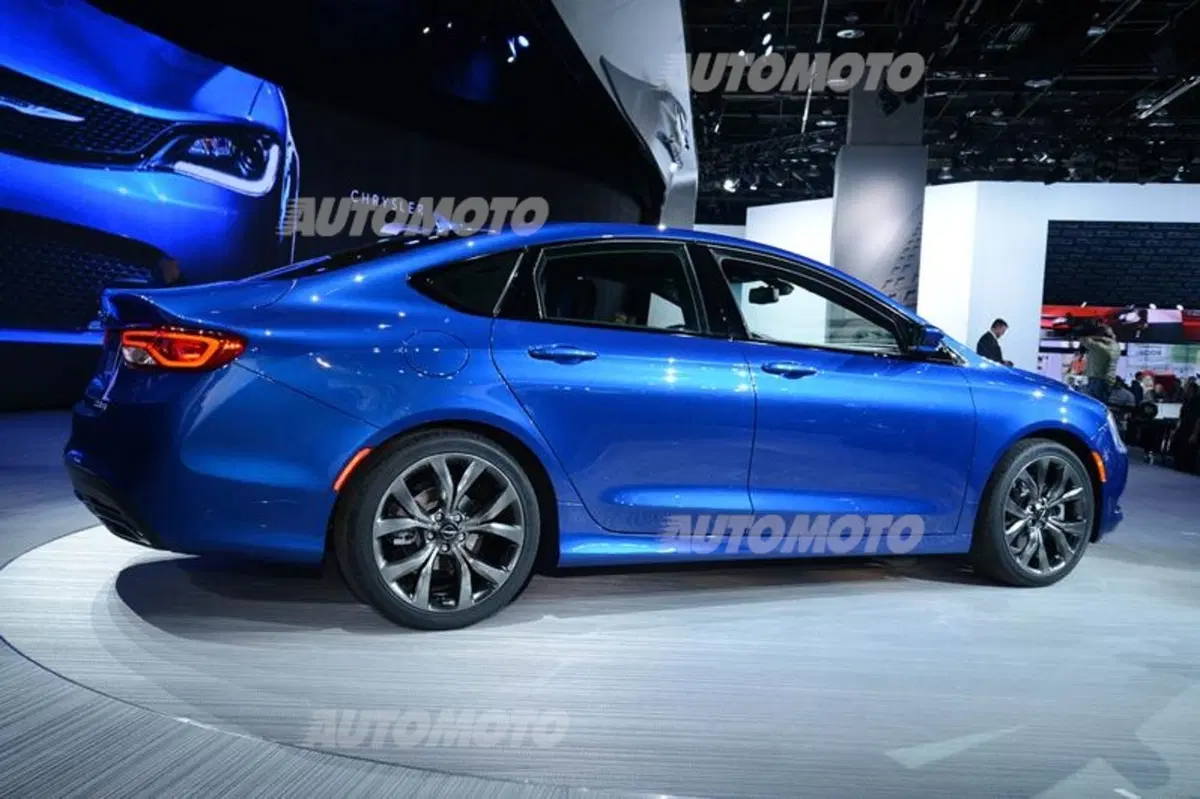 Chrysler al Salone di Detroit 2014 (2)