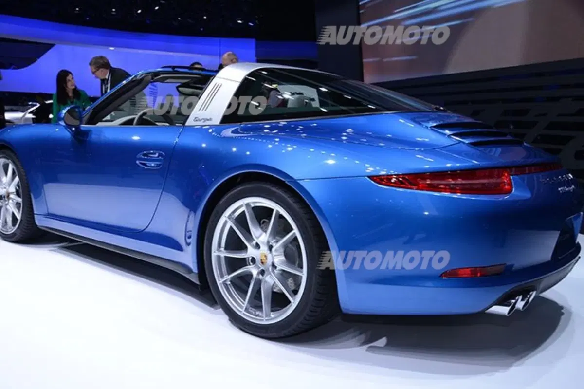 La Regina del Salone di Detroit 2014: vota la più bella (2)