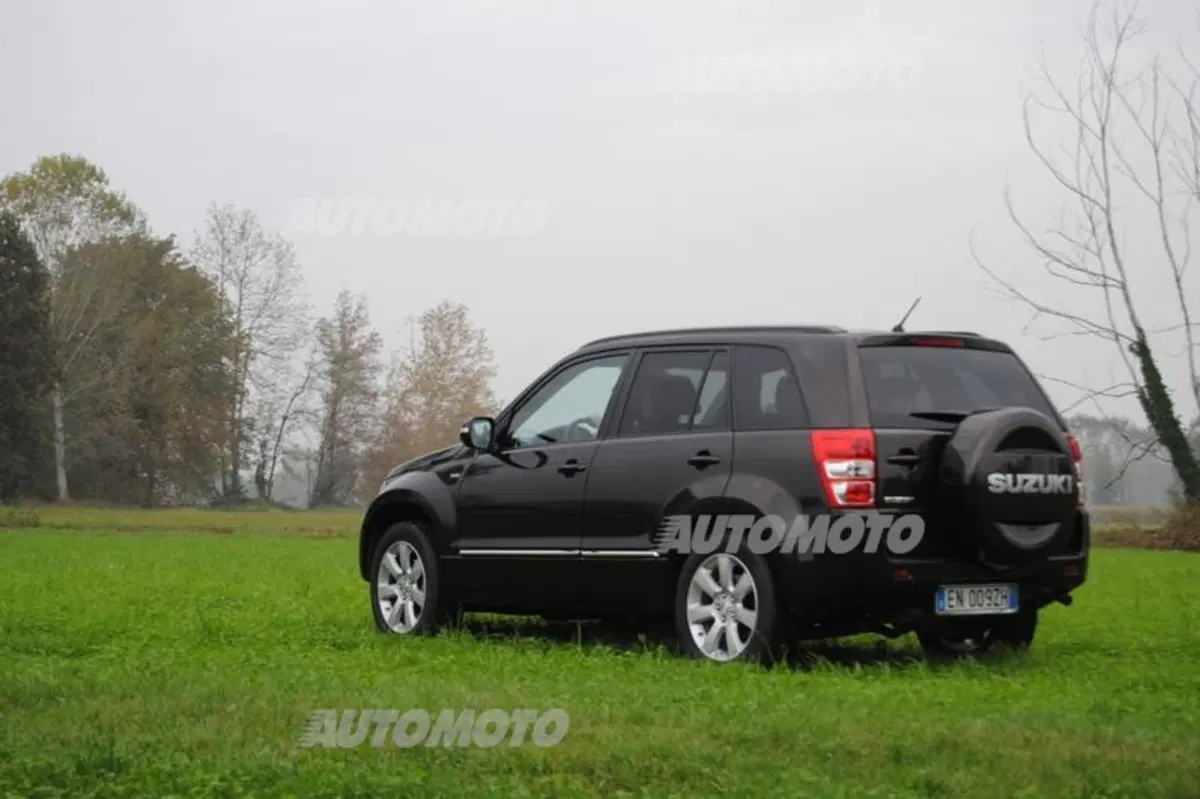 Suzuki Grand Vitara (3)