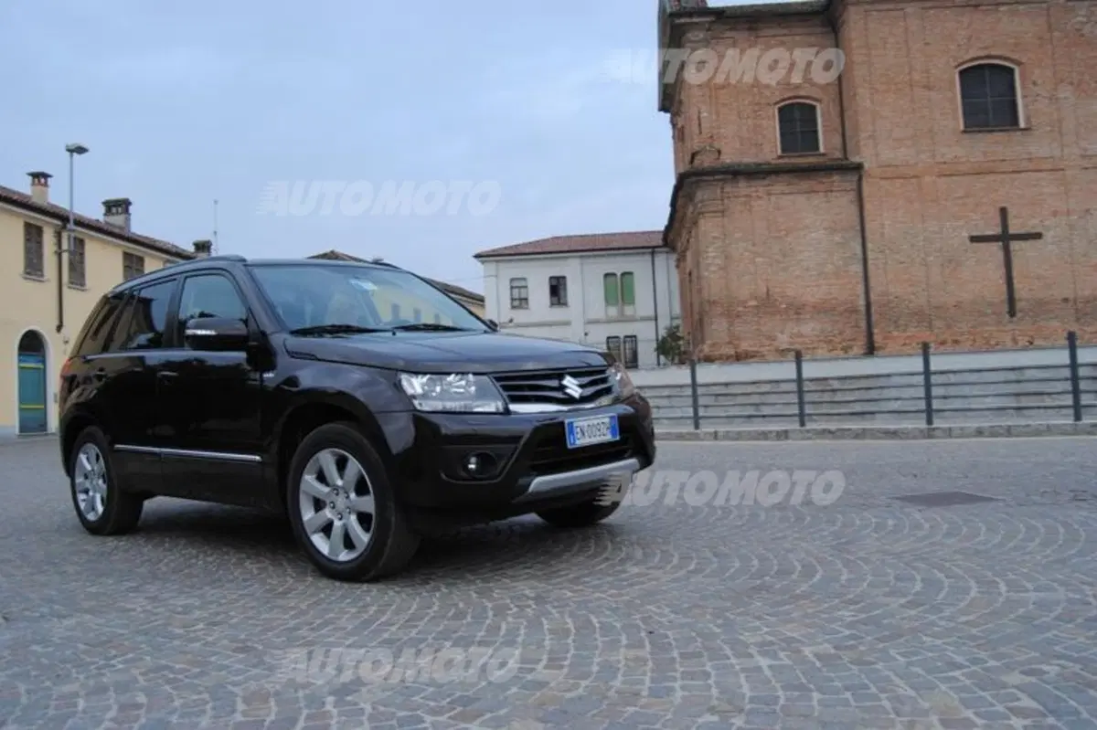 Suzuki Grand Vitara (12)