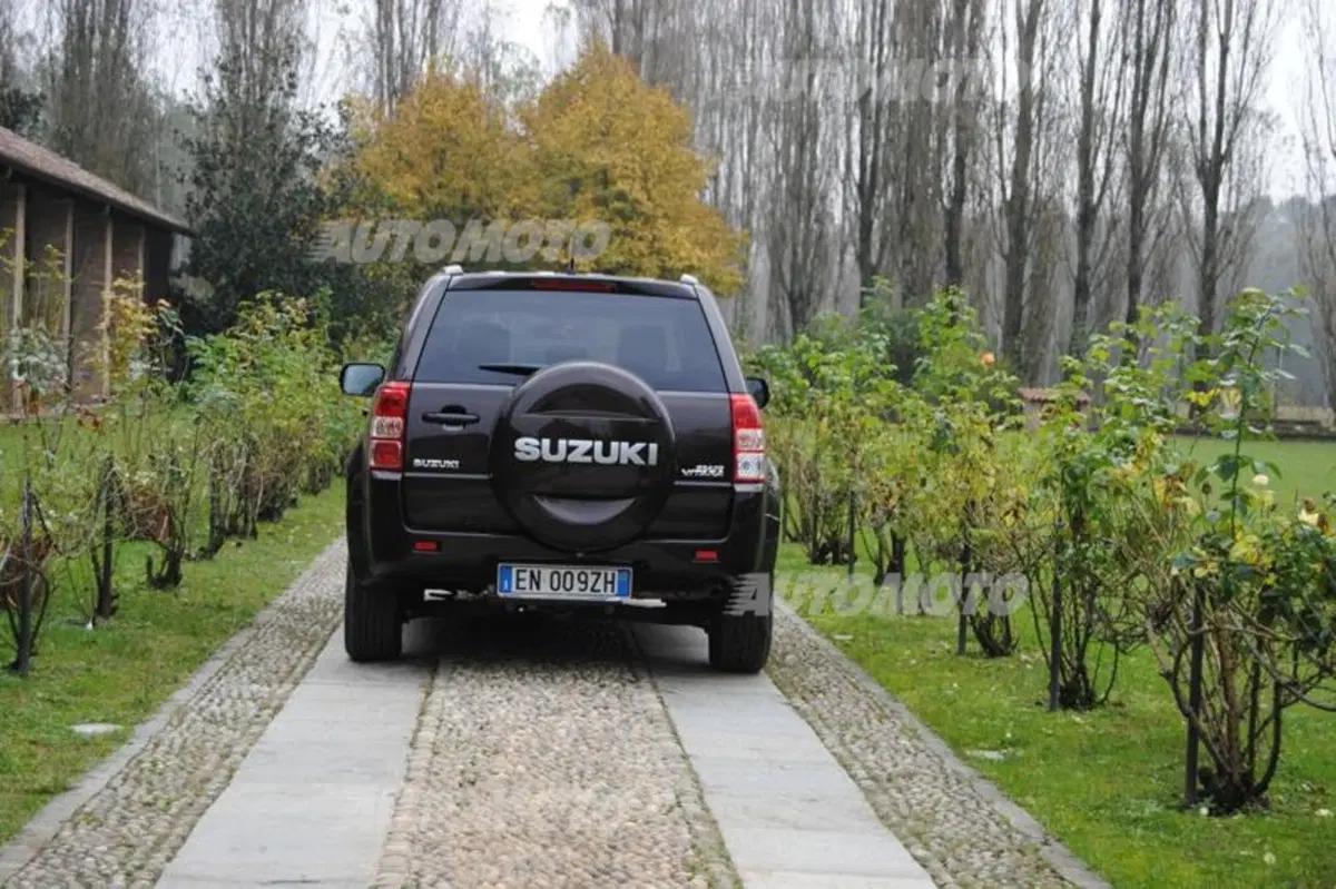 Suzuki Grand Vitara (13)