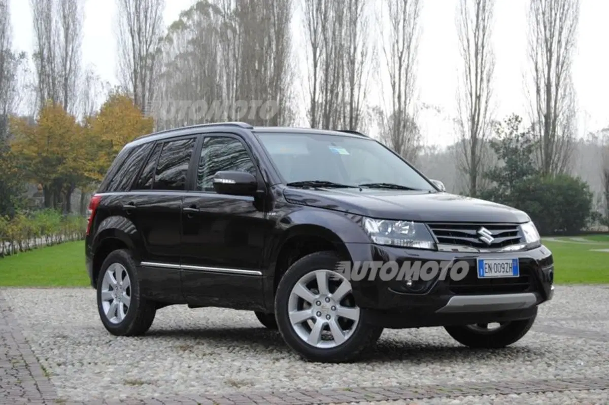Suzuki Grand Vitara (29)