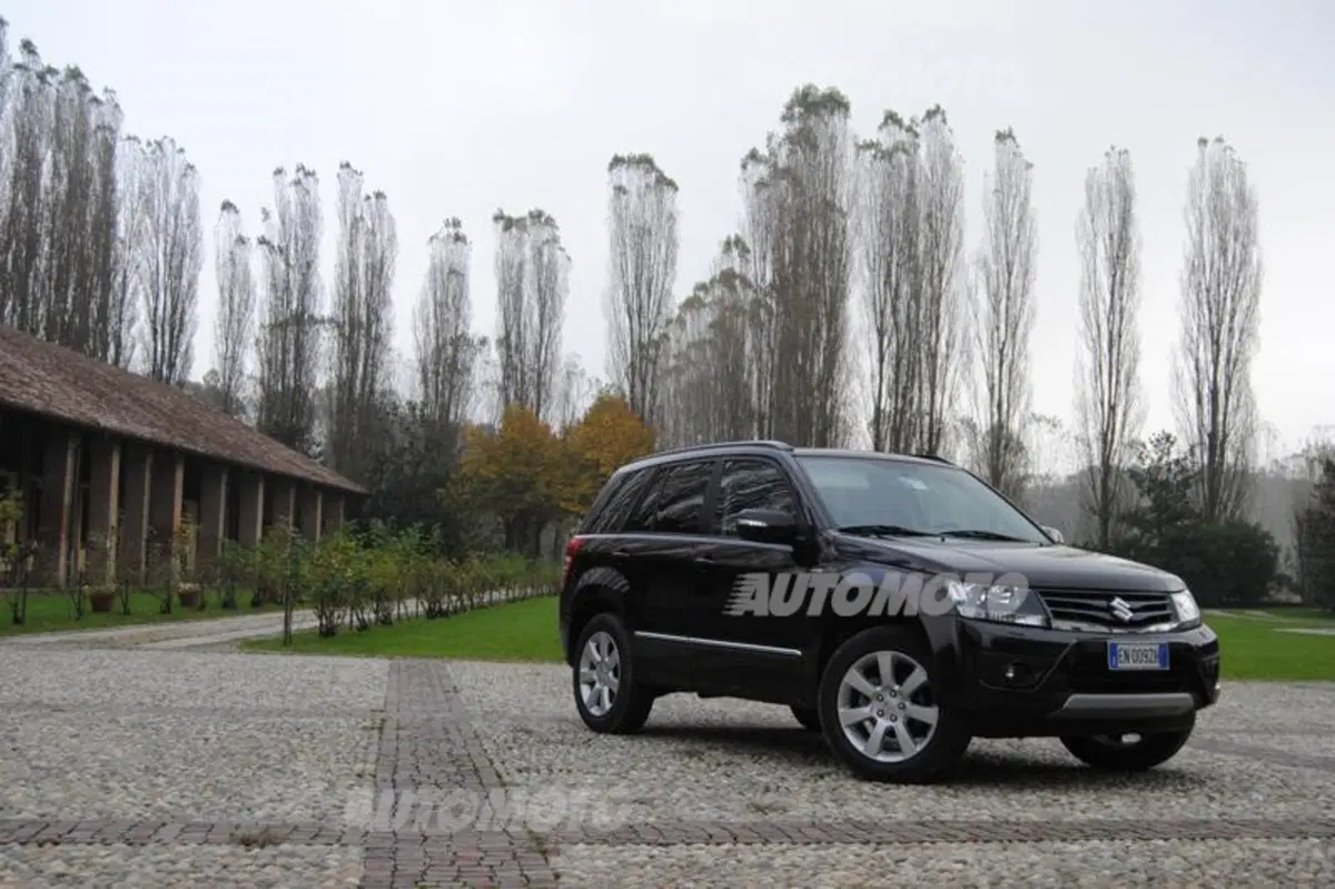 Suzuki Grand Vitara (32)