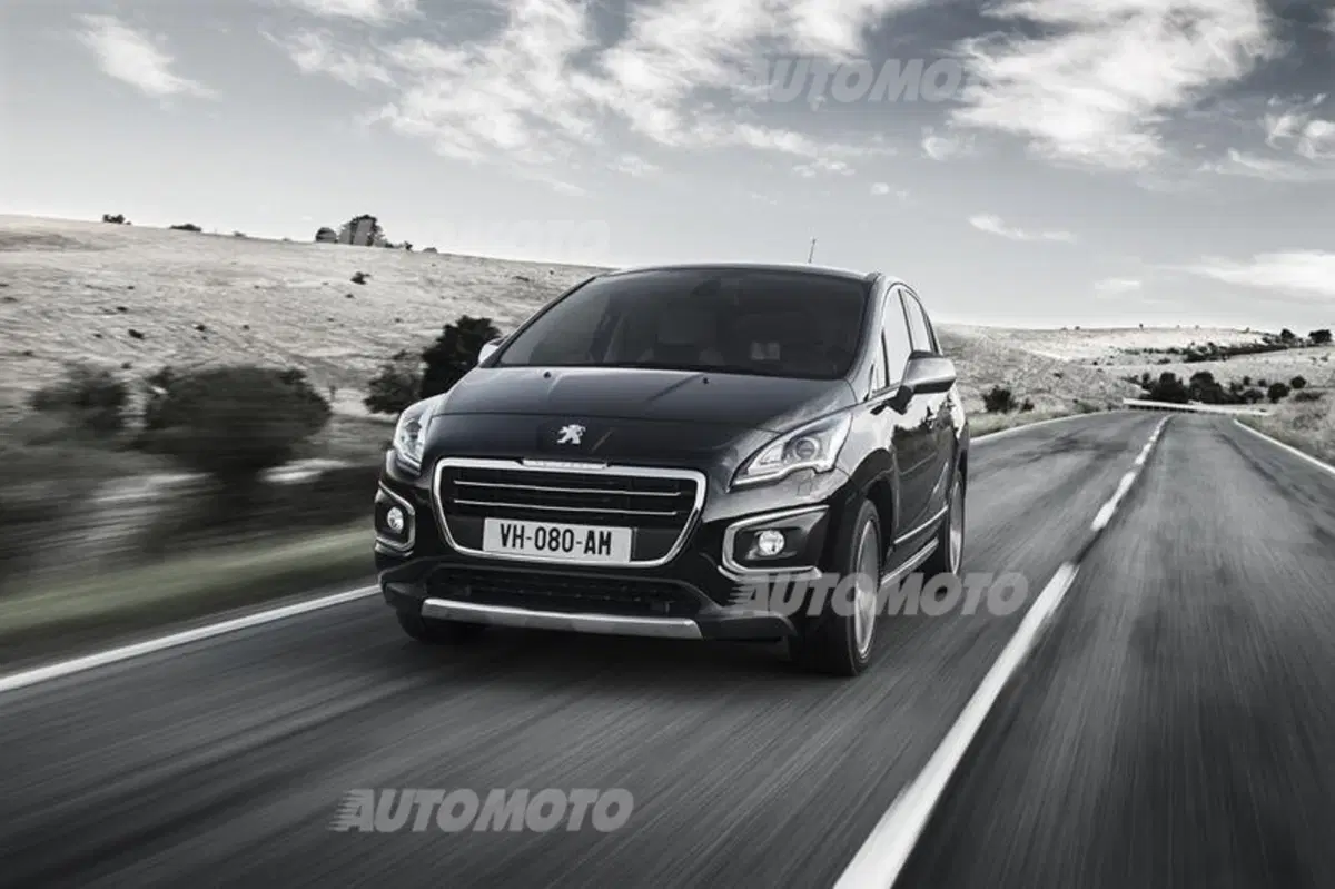 Peugeot 3008 e 5008 restyling: entrano in concessionaria (2)