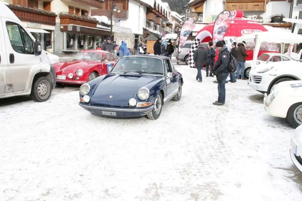 Innocenti: «La nuova Porsche 911 Targa è la cabriolet più sexy degli ultimi 50 anni» (11)