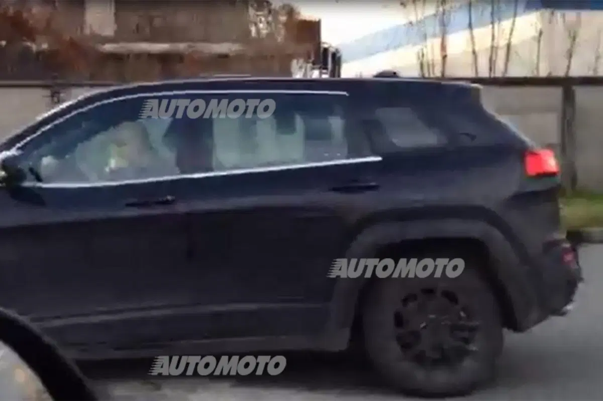 Nuova Jeep Cherokee: ultime fasi di collaudo in Italia prima del lancio europeo (3)