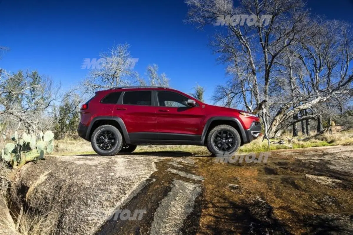Nuova Jeep Cherokee: ultime fasi di collaudo in Italia prima del lancio europeo (29)