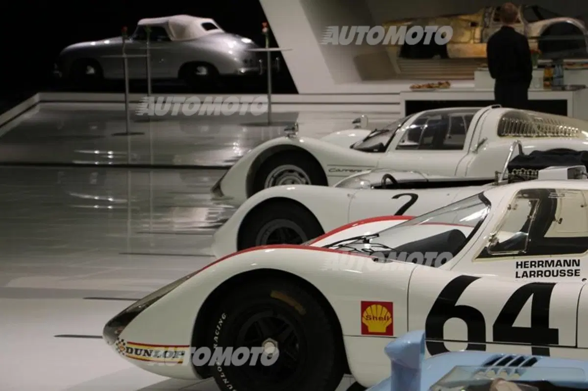 Porsche-Museum: un viaggio nel cuore della Casa di Zuffenhasuen