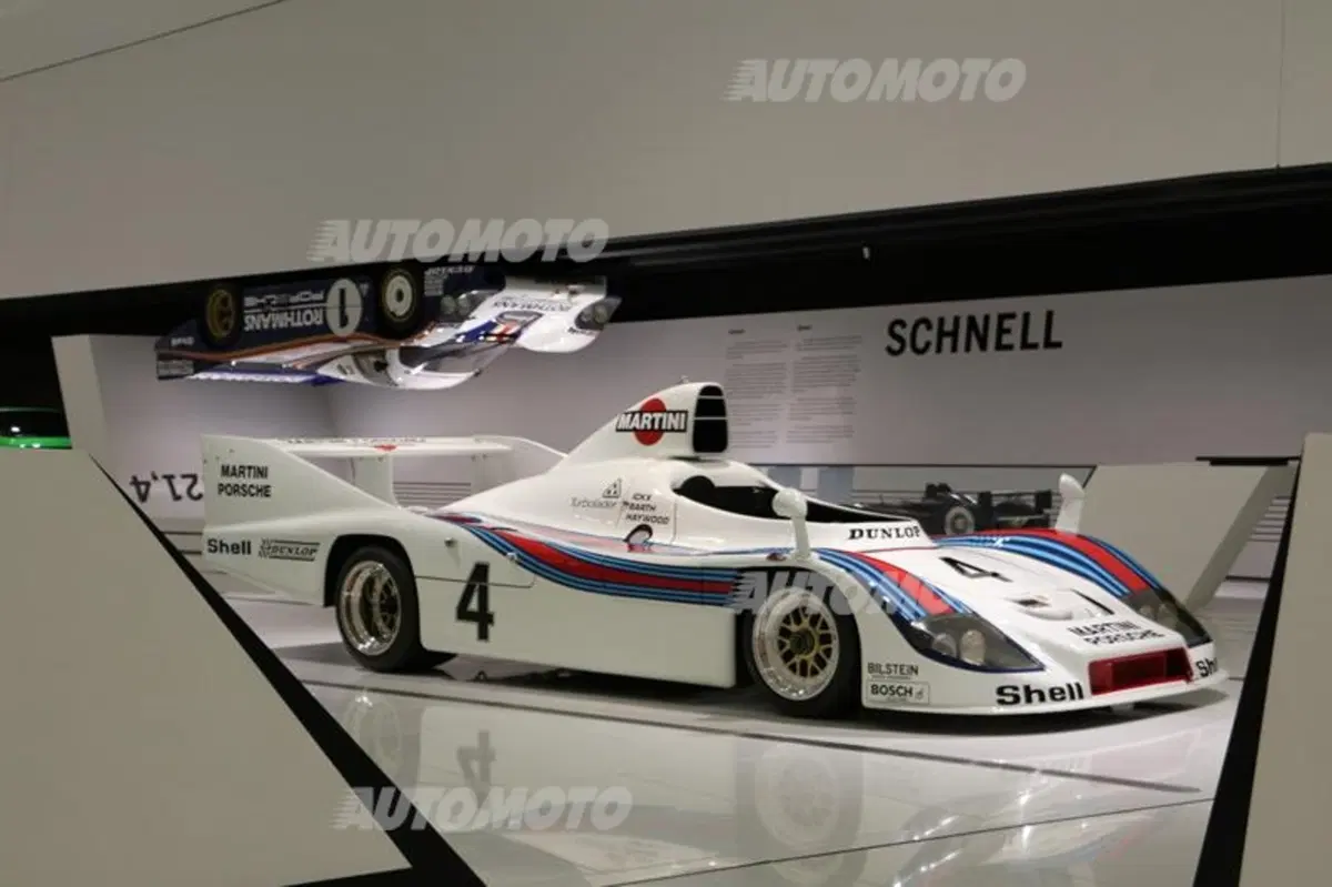 Porsche-Museum: un viaggio nel cuore della Casa di Zuffenhasuen (8)