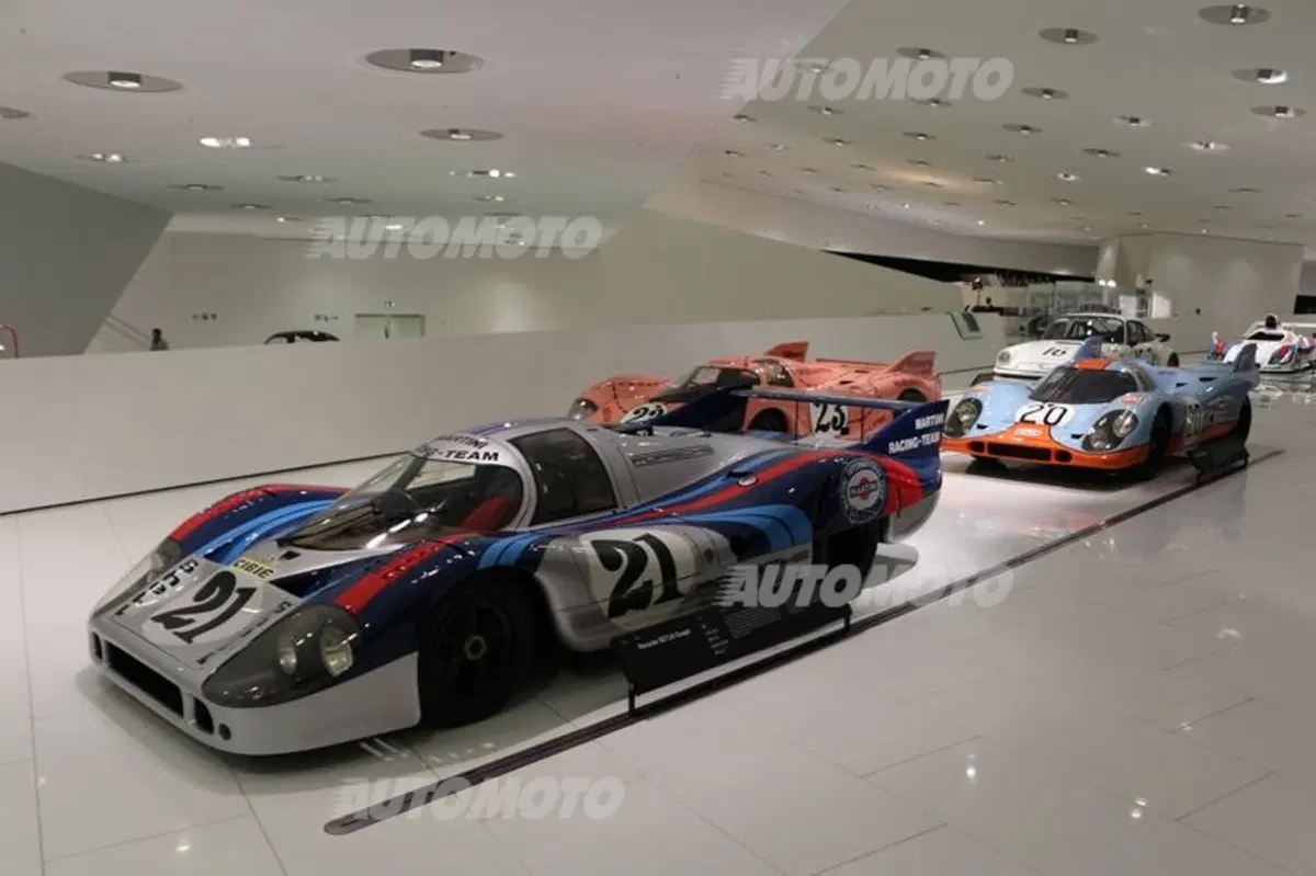 Porsche-Museum: un viaggio nel cuore della Casa di Zuffenhasuen (17)