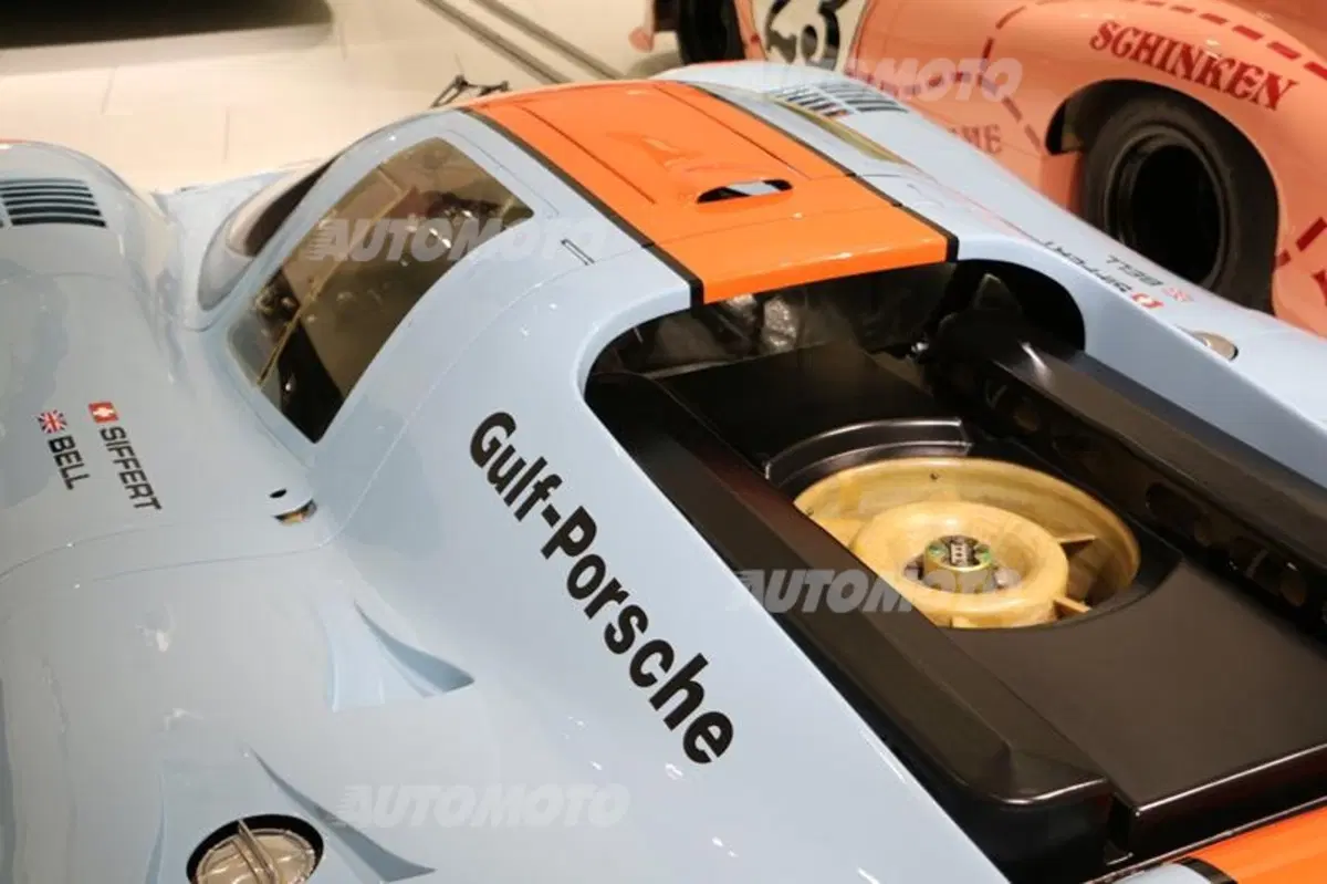 Porsche-Museum: un viaggio nel cuore della Casa di Zuffenhasuen (22)