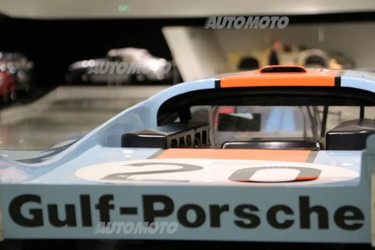 Porsche-Museum: un viaggio nel cuore della Casa di Zuffenhasuen (27)