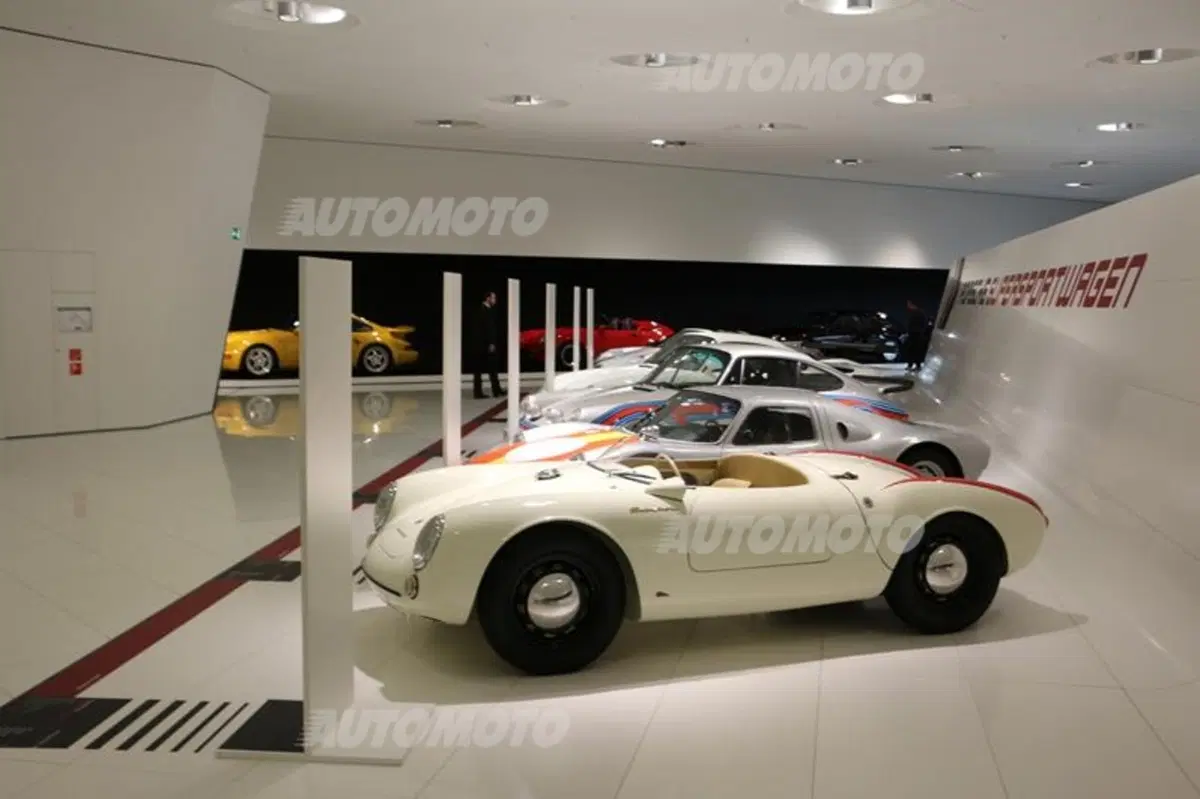 Porsche-Museum: un viaggio nel cuore della Casa di Zuffenhasuen (45)