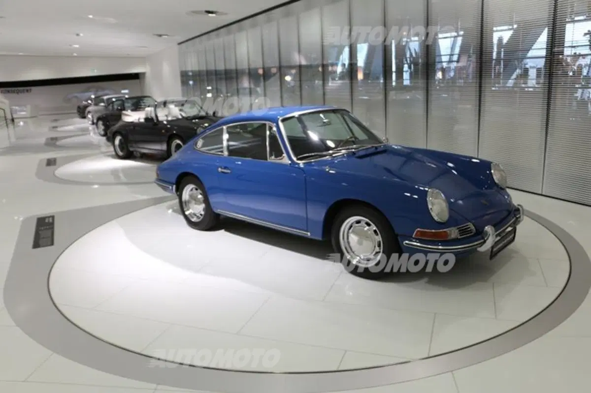 Porsche-Museum: un viaggio nel cuore della Casa di Zuffenhasuen (75)