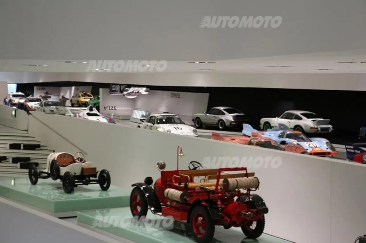 Porsche-Museum: un viaggio nel cuore della Casa di Zuffenhasuen (81)