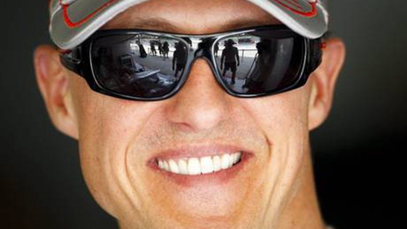 Schumacher: risveglio graduale dopo 1 mese di coma