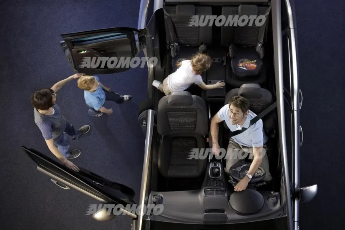 Opel Meriva restyling (53)