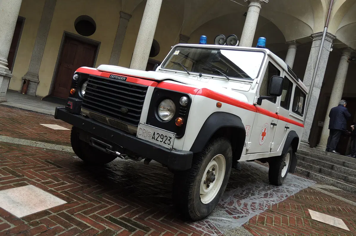 Land Rover: altri cinque anni a fianco della Croce Rossa (4)