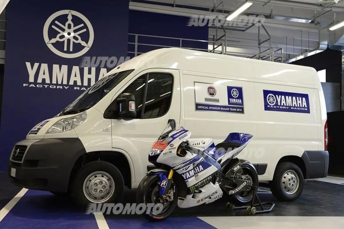 Fiat Professional sponsor del Team Yamaha Factory MotoGP (4)