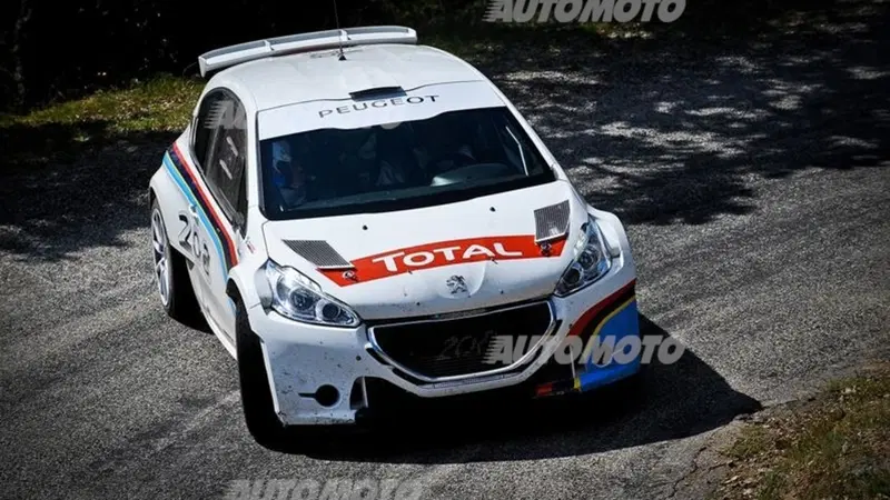 Paolo Andreucci: &laquo;La Peugeot 208 T16 &egrave; un'auto spettacolare&raquo;