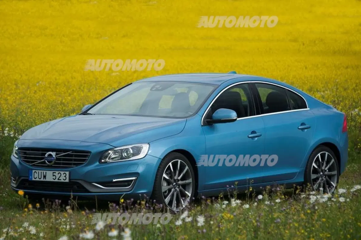 Volvo S60 (20)