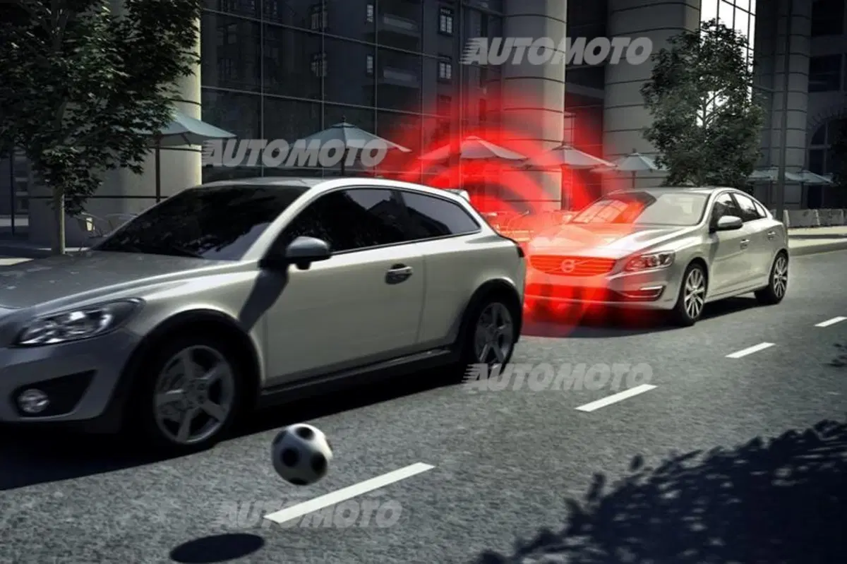 Volvo S60 (49)
