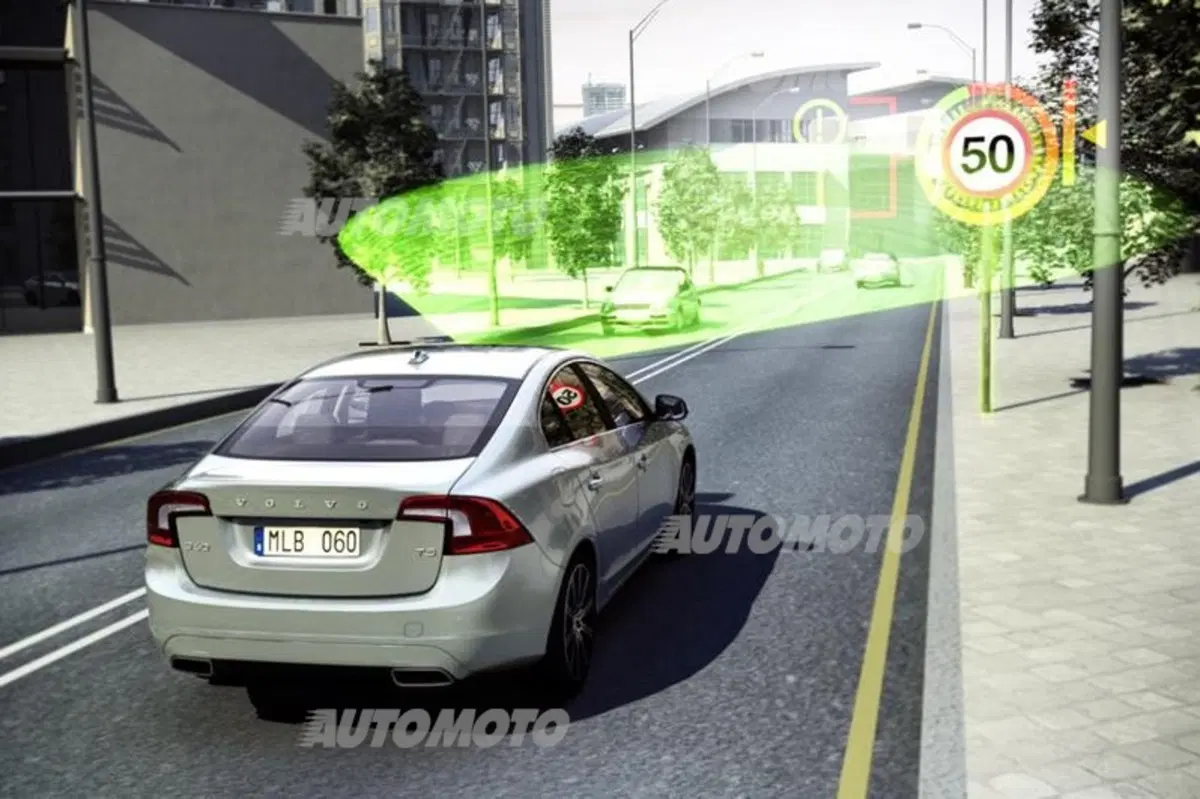 Volvo S60 (51)