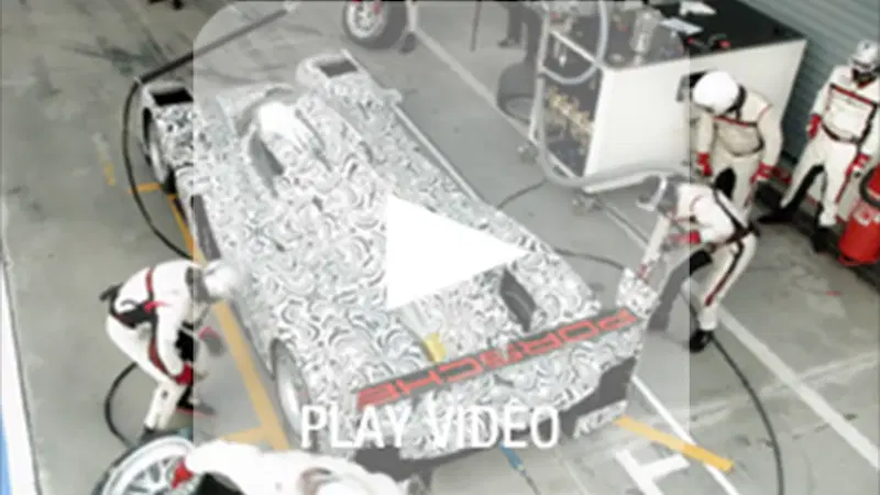 Porsche 919 Hybrid: l'arte del pit stop