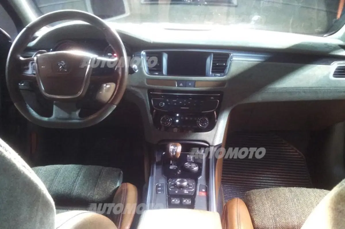 Peugeot 508 RXH Castagna (27)