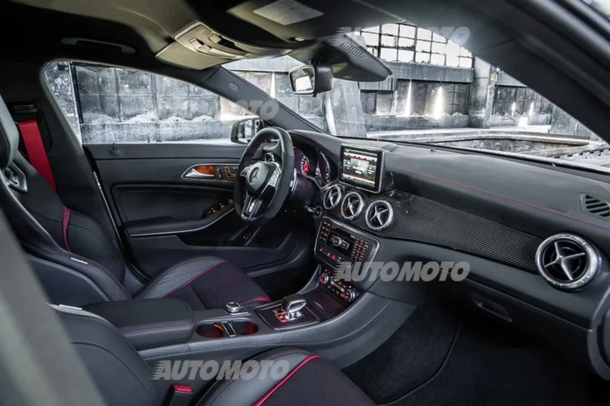 Mercedes CLA 45 AMG (20)