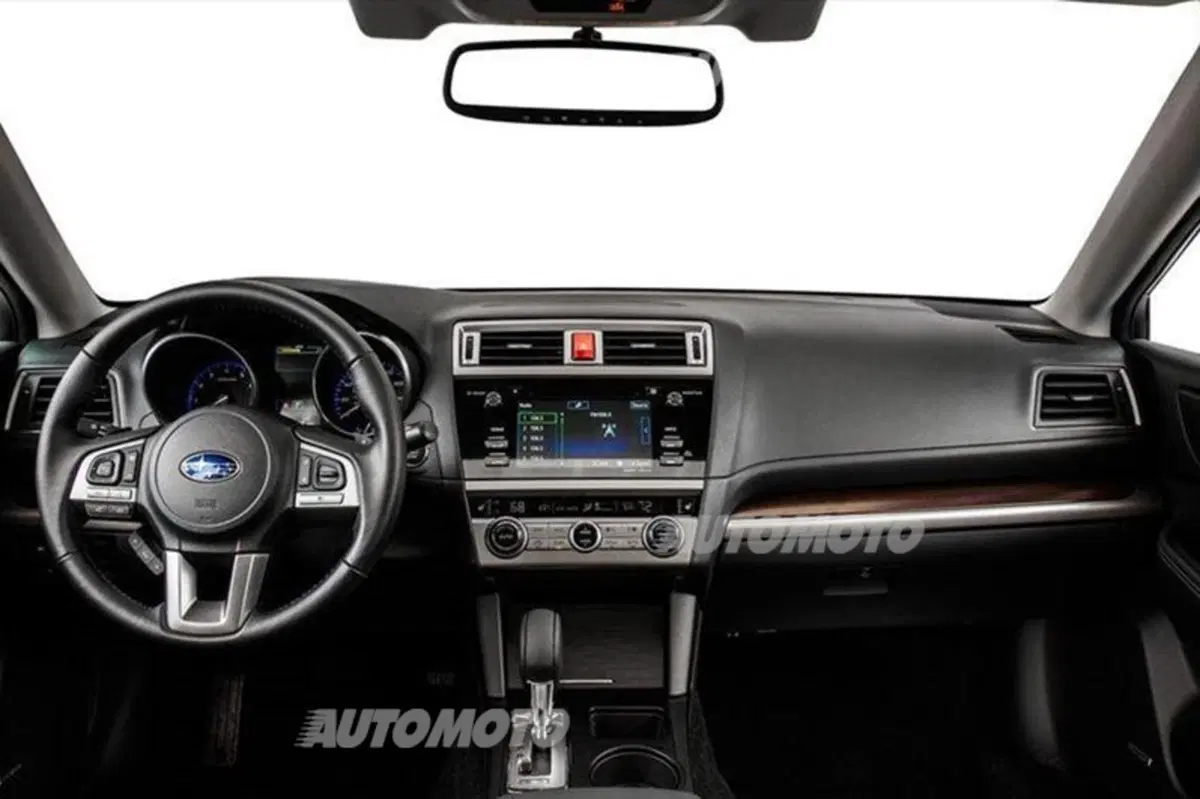 Nuova Subaru Legacy: il web ne svela le forme (7)