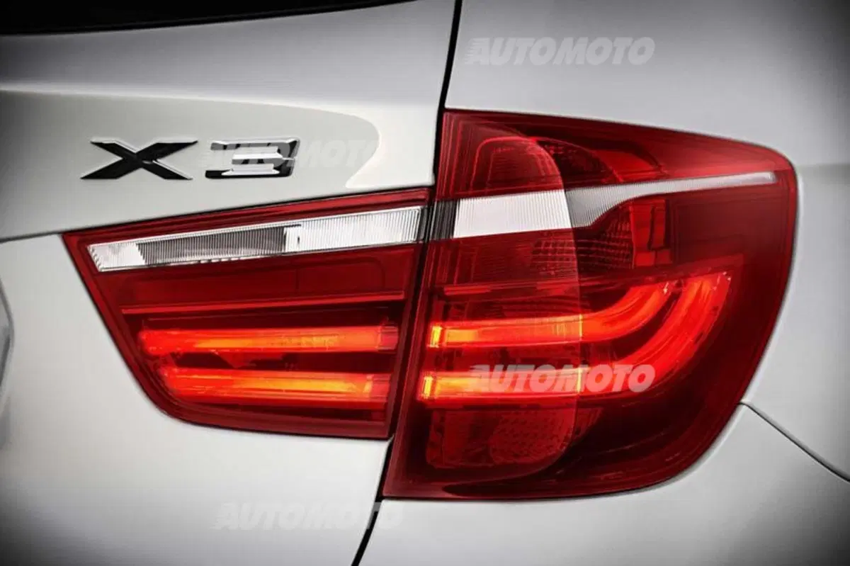 BMW X3 restyling: nuove soluzioni stilistiche e un 2.0 diesel di ultima generazione (24)