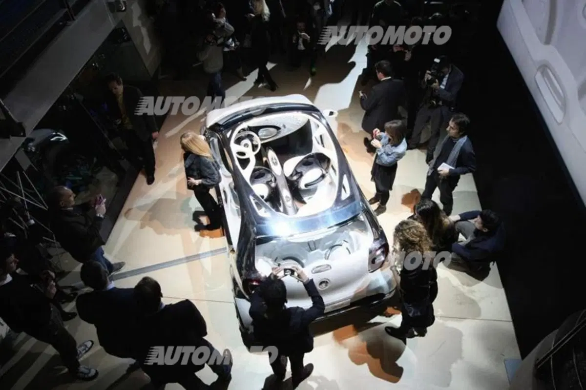 smart fourjoy: a Roma per anticipare il futuro e annunciare l'arrivo di car2go (6)
