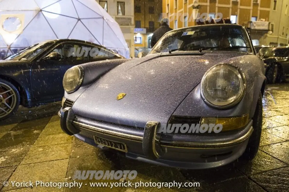 Porsche: l'emozione di una sfilata sotto la neve di Ponte di Legno (12)