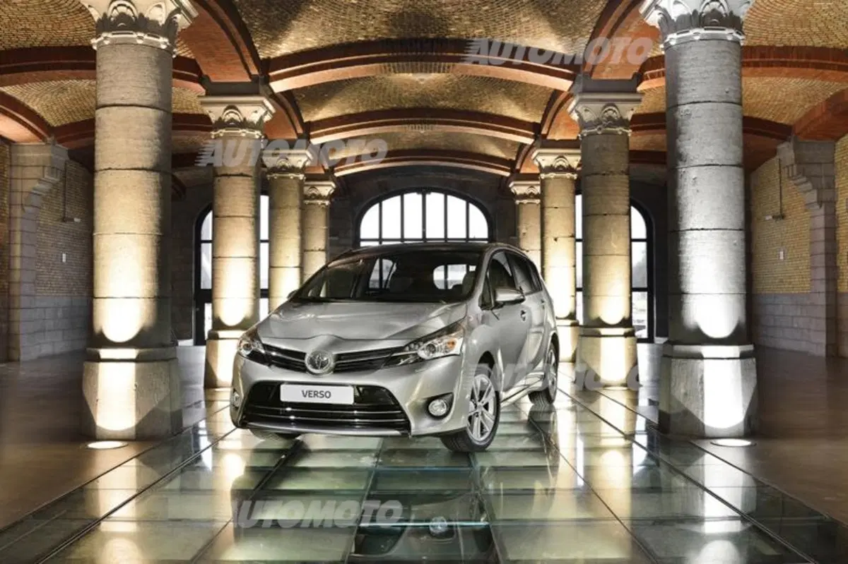 Toyota Verso 1.6 D-4D (12)