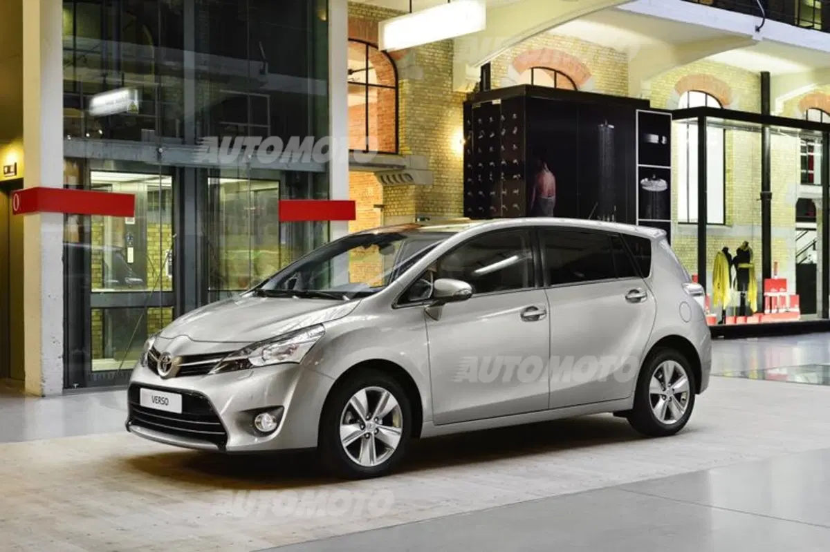 Toyota Verso 1.6 D-4D (13)