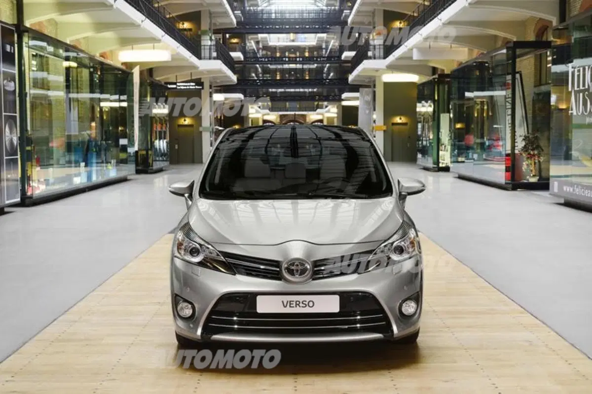 Toyota Verso 1.6 D-4D (17)