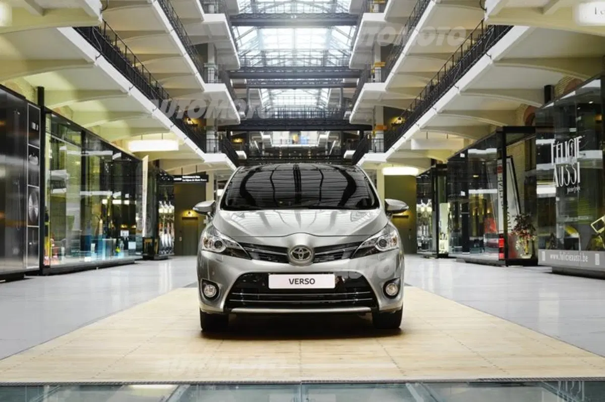 Toyota Verso 1.6 D-4D (18)