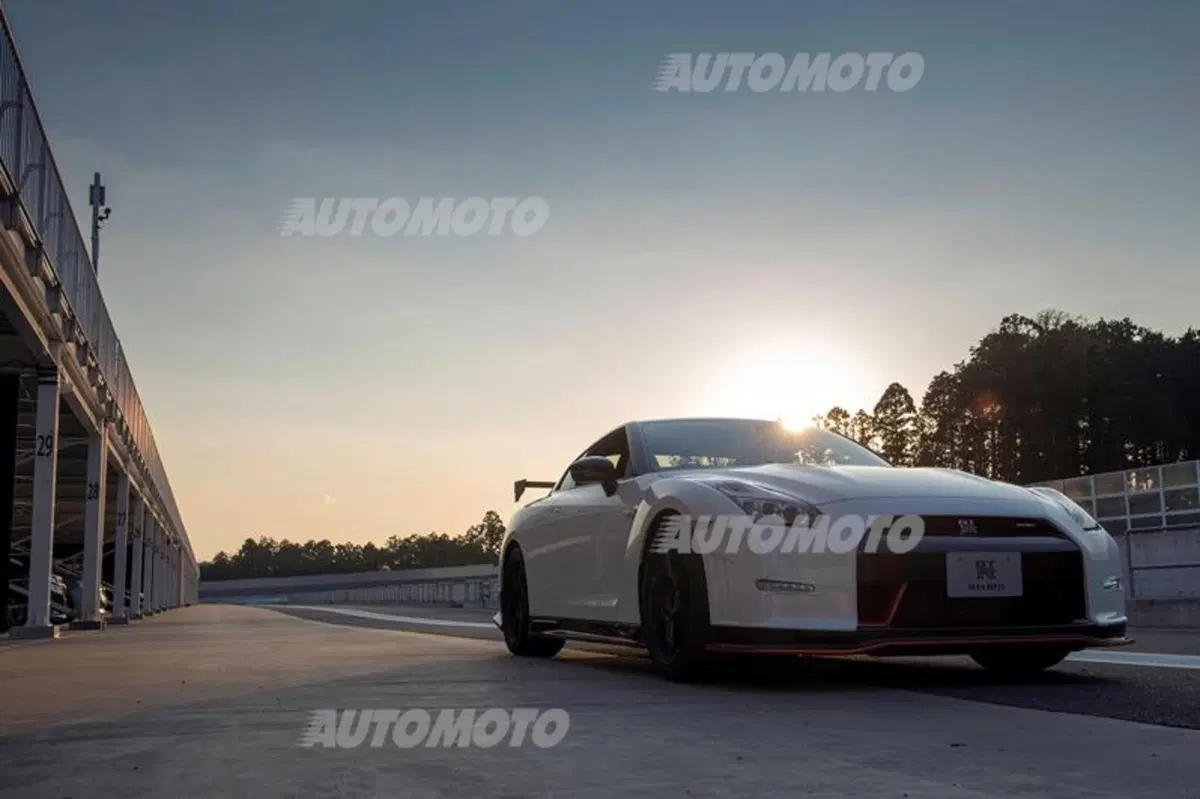 Nissan GT-R Nismo: da settembre anche in Europa (8)