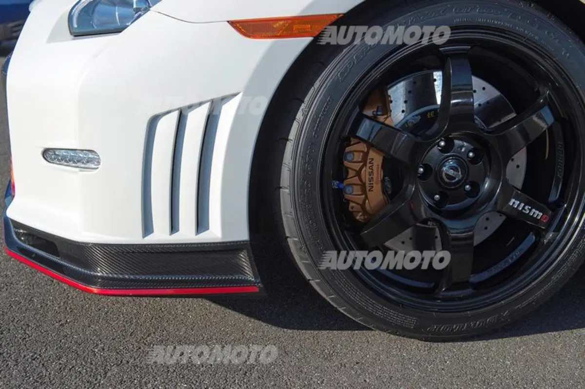 Nissan GT-R Nismo: da settembre anche in Europa (15)
