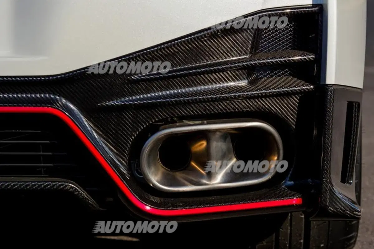Nissan GT-R Nismo: da settembre anche in Europa (23)