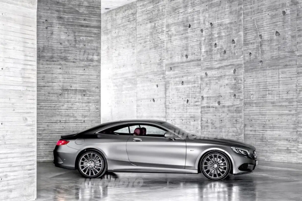 Mercedes-Benz Classe S Coupé (15)
